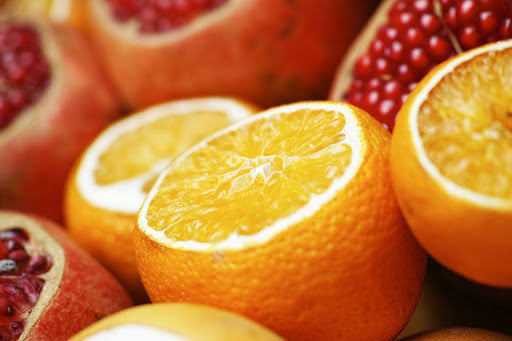 ¿Cómo actúa la vitamina C en el sistema inmune?